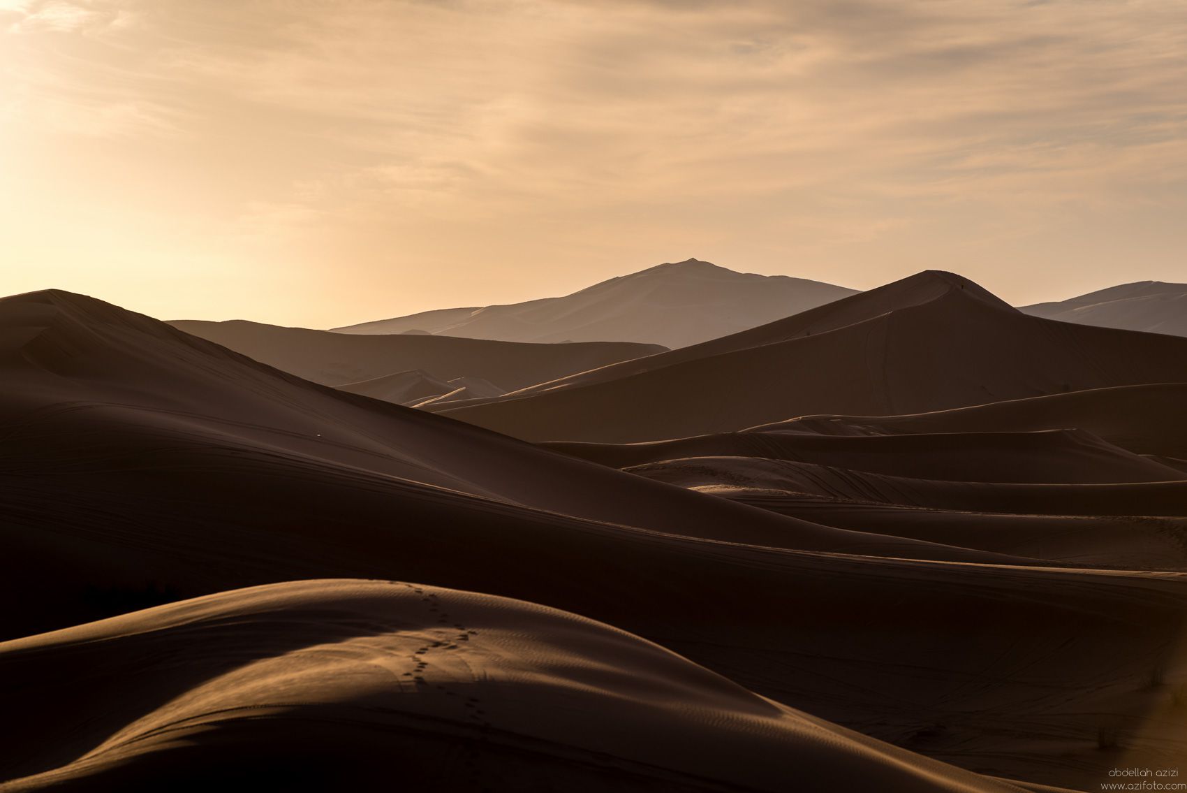 sand boarding in Morcco's desert by Photographer abdellah azizi Morocco